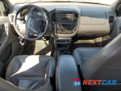 Zdjęcie 8 z 12 samochodu: 2001 FORD ESCAPE XLT VIN:1FMCU04121KB60354 - miniatura