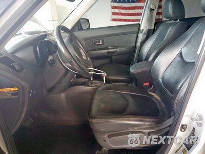 Zdjęcie 7 z 14 samochodu: 2010 KIA SOUL + VIN:KNDJT2A27A7170856 - miniatura