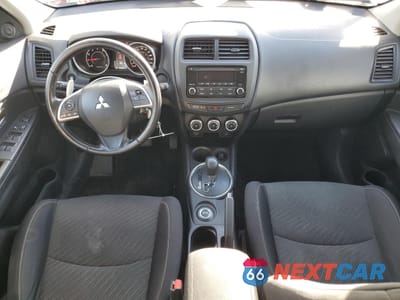 Zdjęcie 8 z 14 samochodu: 2015 MITSUBISHI RVR GT VIN:4A4AJ4AW3FE609731 - miniatura