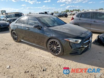 Czwarte zdjęcie samochodu z boku: 2020 MERCEDES-BENZ A 220 VIN:WDD3G4EB1LW038628 - miniatura