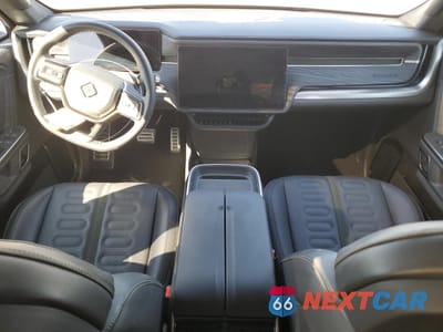 Zdjęcie 8 z 15 samochodu: 2024 RIVIAN R1S ADVENTURE VIN:7PDSGABA6RN036803 - miniatura