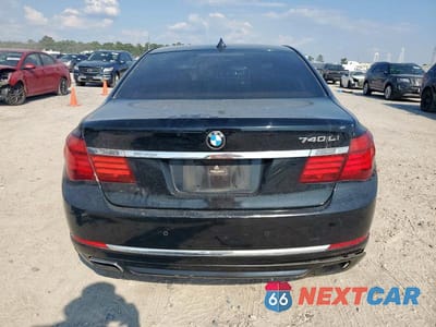 Zdjęcie 6 z 13 samochodu: 2013 BMW 740 LI VIN:WBAYE4C53DD137707 - miniatura