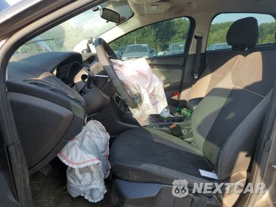 Zdjęcie 7 z 13 samochodu: 2014 FORD FOCUS SE VIN:1FADP3F20EL327498 - miniatura