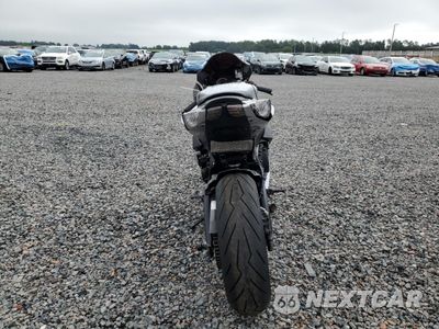 Czwarte zdjęcie samochodu z boku: 2018 SUZUKI GSX-R600 VIN:JS1GN7FAXJ2100941 - miniatura