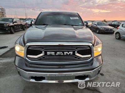 Piąte zdjęcie samochodu w środku: 2017 RAM 1500 LONGHORN VIN:1C6RR6PT8HS662366 - miniatura