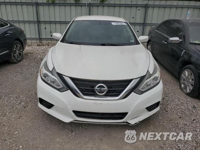 Piąte zdjęcie samochodu w środku: 2016 NISSAN ALTIMA 2.5 VIN:1N4AL3AP3GN360262 - miniatura