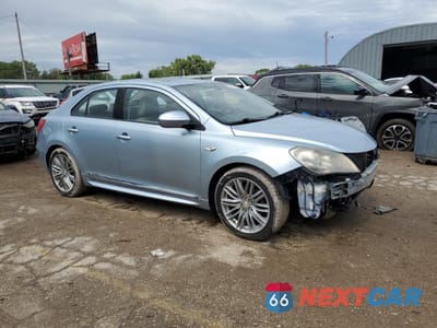 Czwarte zdjęcie samochodu z boku: 2012 SUZUKI KIZASHI SPORT SLS VIN:JS2RE9A87C6100377 - miniatura