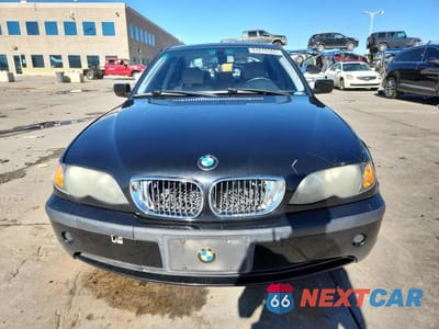 Piąte zdjęcie samochodu w środku: 2005 BMW 325 XI VIN:WBAEU33465PR18678 - miniatura