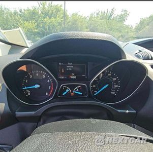 Zdjęcie 8 z 10 samochodu: 2018 FORD ESCAPE SE VIN:1FMCU0GD6JUB26315 - miniatura