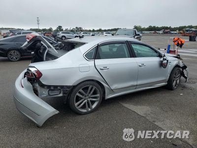 Trzecie zdjęcie samochodu z tyłu: 2017 VOLKSWAGEN PASSAT R-LINE VIN:1VWDT7A30HC044999 - miniatura