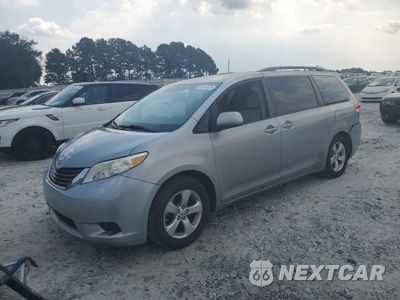 2013 TOYOTA SIENNA LE 5TDKK3DC2DS304619 - główne zdjęcie licytacji z USA - miniatura