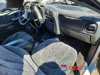 Zdjęcie 8 z 12 samochodu: 2002 GMC SONOMA VIN:1GTCS19W328112543 - miniatura