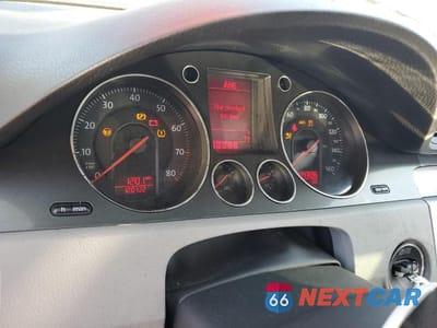 Zdjęcie 9 z 12 samochodu: 2007 VOLKSWAGEN PASSAT 2.0T WAGON VALUE VIN:WVWLK73C97E009458 - miniatura