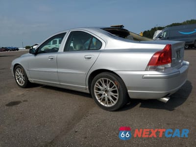 Drugie zdjęcie samochodu z przodu: 2005 VOLVO S60 T5 VIN:YV1RS547552456510 - miniatura