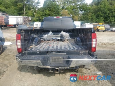 Zdjęcie 6 z 13 samochodu: 2022 FORD F350 SUPER DUTY VIN:1FT8W3BT1NEF99611 - miniatura