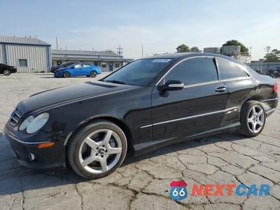 2007 MERCEDES-BENZ CLK 550 WDBTJ72H27F206772 - główne zdjęcie licytacji z USA - miniatura