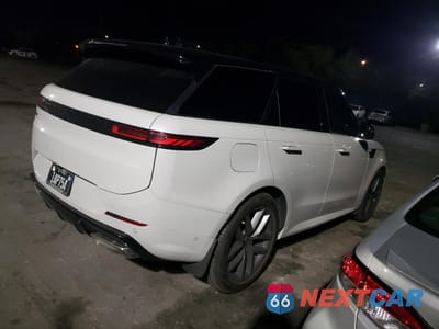 Trzecie zdjęcie samochodu z tyłu: 2025 LAND ROVER RANGE ROVER SPORT DYNAMIC SE VIN:SAL1L9E40SA426157 - miniatura