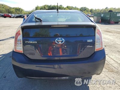 Zdjęcie 6 z 12 samochodu: 2013 TOYOTA PRIUS VIN:JTDKN3DU6D0350974 - miniatura