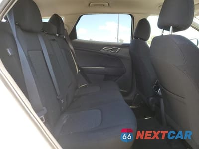 Zdjęcie 11 z 14 samochodu: 2025 KIA SPORTAGE LX VIN:KNDPUCDF7S7337407 - miniatura