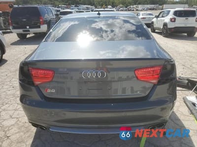 Zdjęcie 6 z 12 samochodu: 2014 AUDI S8 QUATTRO VIN:WAUD2AFD2EN009155 - miniatura
