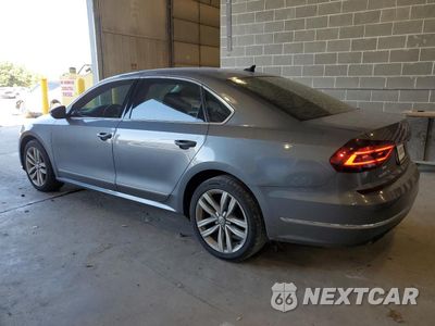 Drugie zdjęcie samochodu z przodu: 2017 VOLKSWAGEN PASSAT SE VIN:1VWGT7A34HC085200 - miniatura