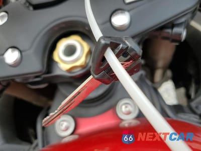 Zdjęcie 8 z 11 samochodu: 2020 SUZUKI GSX1300 RA VIN:JS1GX72BXL7100209 - miniatura