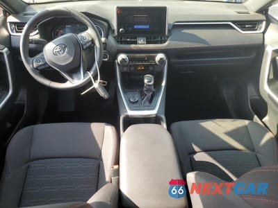 Zdjęcie 8 z 15 samochodu: 2024 TOYOTA RAV4 PRIME SE VIN:JTMAB3FV0RD208937 - miniatura