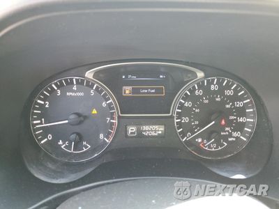 Zdjęcie 9 z 13 samochodu: 2014 NISSAN PATHFINDER S VIN:5N1AR2MNXEC632016 - miniatura