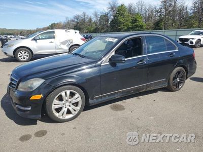 2013 MERCEDES-BENZ C 300 4MATIC WDDGF8AB4DG132872 - główne zdjęcie licytacji z USA - miniatura