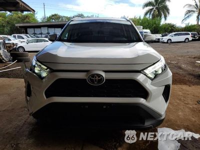Piąte zdjęcie samochodu w środku: 2022 TOYOTA RAV4 XLE VIN:2T3P1RFV3NW250466 - miniatura