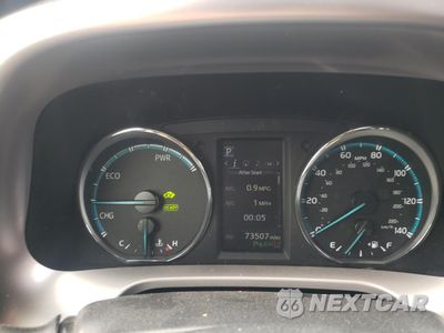 Zdjęcie 9 z 13 samochodu: 2016 TOYOTA RAV4 HV LIMITED VIN:JTMDJREV7GD028968 - miniatura