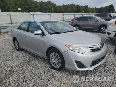 Czwarte zdjęcie samochodu z boku: 2014 TOYOTA CAMRY L VIN:4T4BF1FKXER428164 - miniatura