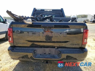 Zdjęcie 6 z 13 samochodu: 2025 RAM 2500 LARAMIE VIN:3C63R5FL1SG522840 - miniatura