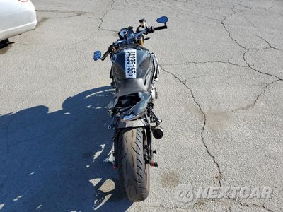 Czwarte zdjęcie samochodu z boku: 2018 BMW S 1000 R VIN:WB10D6208JZ762183 - miniatura