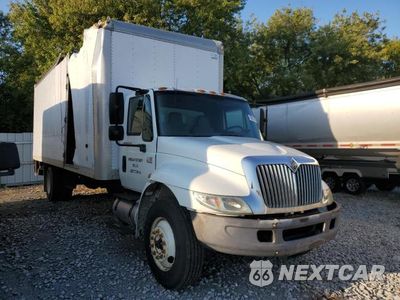 2004 INTERNATIONAL 4300 BOX TRUCK 1HTMMAAM54H651177 - główne zdjęcie licytacji z USA - miniatura