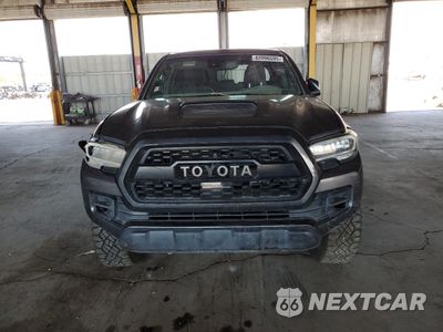 Piąte zdjęcie samochodu w środku: 2020 TOYOTA TACOMA DOUBLE CAB VIN:5TFCZ5AN3LX232291 - miniatura