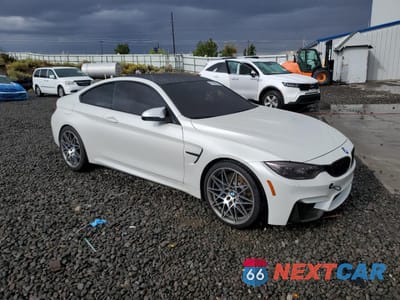 Czwarte zdjęcie samochodu z boku: 2017 BMW M4 VIN:WBS3R9C53HK709559 - miniatura