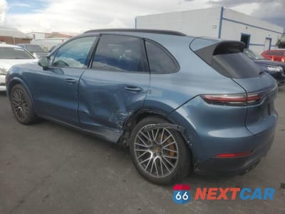 Drugie zdjęcie samochodu z przodu: 2020 PORSCHE CAYENNE VIN:WP1AA2AY4LDA07479 - miniatura