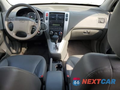 Zdjęcie 8 z 13 samochodu: 2007 HYUNDAI TUCSON GL VIN:KM8JM72D17U563414 - miniatura