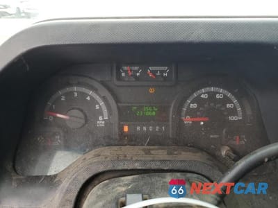 Zdjęcie 9 z 12 samochodu: 2010 FORD ECONOLINE E350 SUPER DUTY CHASSIS VIN:1FTSS3EL3ADA26092 - miniatura