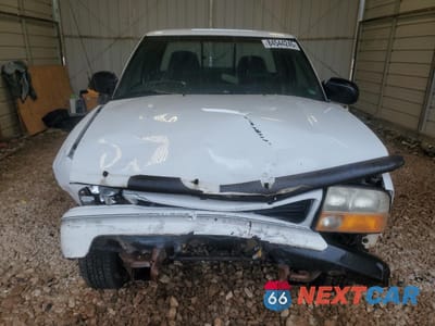 Piąte zdjęcie samochodu w środku: 1999 GMC SONOMA VIN:1GTCS19X7X8503940 - miniatura