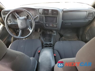 Zdjęcie 8 z 12 samochodu: 2004 CHEVROLET S TRUCK S10 VIN:1GCDT13X44K130168 - miniatura
