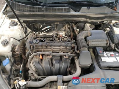 Zdjęcie 11 z 12 samochodu: 2011 KIA OPTIMA LX VIN:KNAGM4A78B5195578 - miniatura