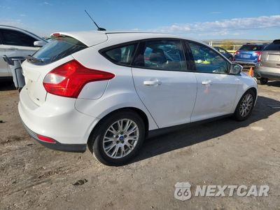 Trzecie zdjęcie samochodu z tyłu: 2012 FORD FOCUS SE VIN:1FAHP3K26CL178597 - miniatura