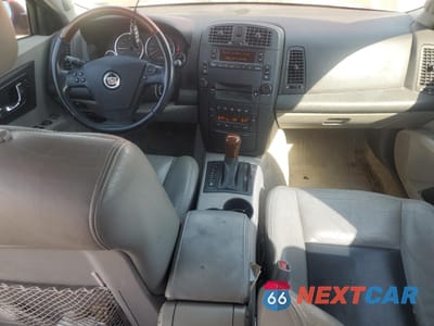 Zdjęcie 8 z 13 samochodu: 2005 CADILLAC CTS HI FEATURE V6 VIN:1G6DP567450170824 - miniatura