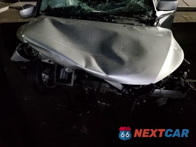 Zdjęcie 11 z 12 samochodu: 2009 VOLKSWAGEN ROUTAN SEL VIN:2V8HW54X69R553541 - miniatura