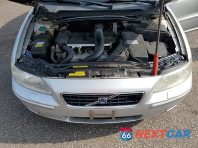 Zdjęcie 11 z 13 samochodu: 2005 VOLVO S60 T5 VIN:YV1RS547552456510 - miniatura