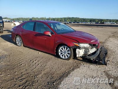 Czwarte zdjęcie samochodu z boku: 2018 TOYOTA CAMRY L VIN:4T1B11HK4JU526669 - miniatura