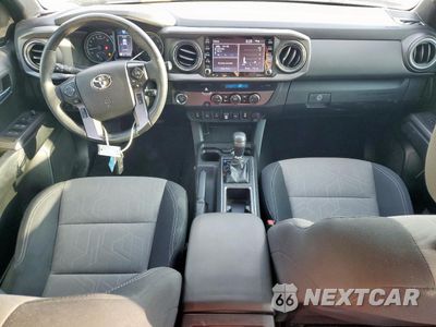 Zdjęcie 8 z 13 samochodu: 2021 TOYOTA TACOMA DOUBLE CAB VIN:5TFAZ5CNXMX110131 - miniatura