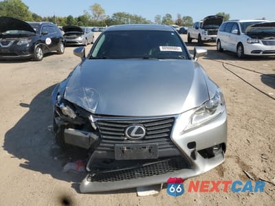 Piąte zdjęcie samochodu w środku: 2016 LEXUS IS 300 VIN:JTHCM1D28G5010337 - miniatura